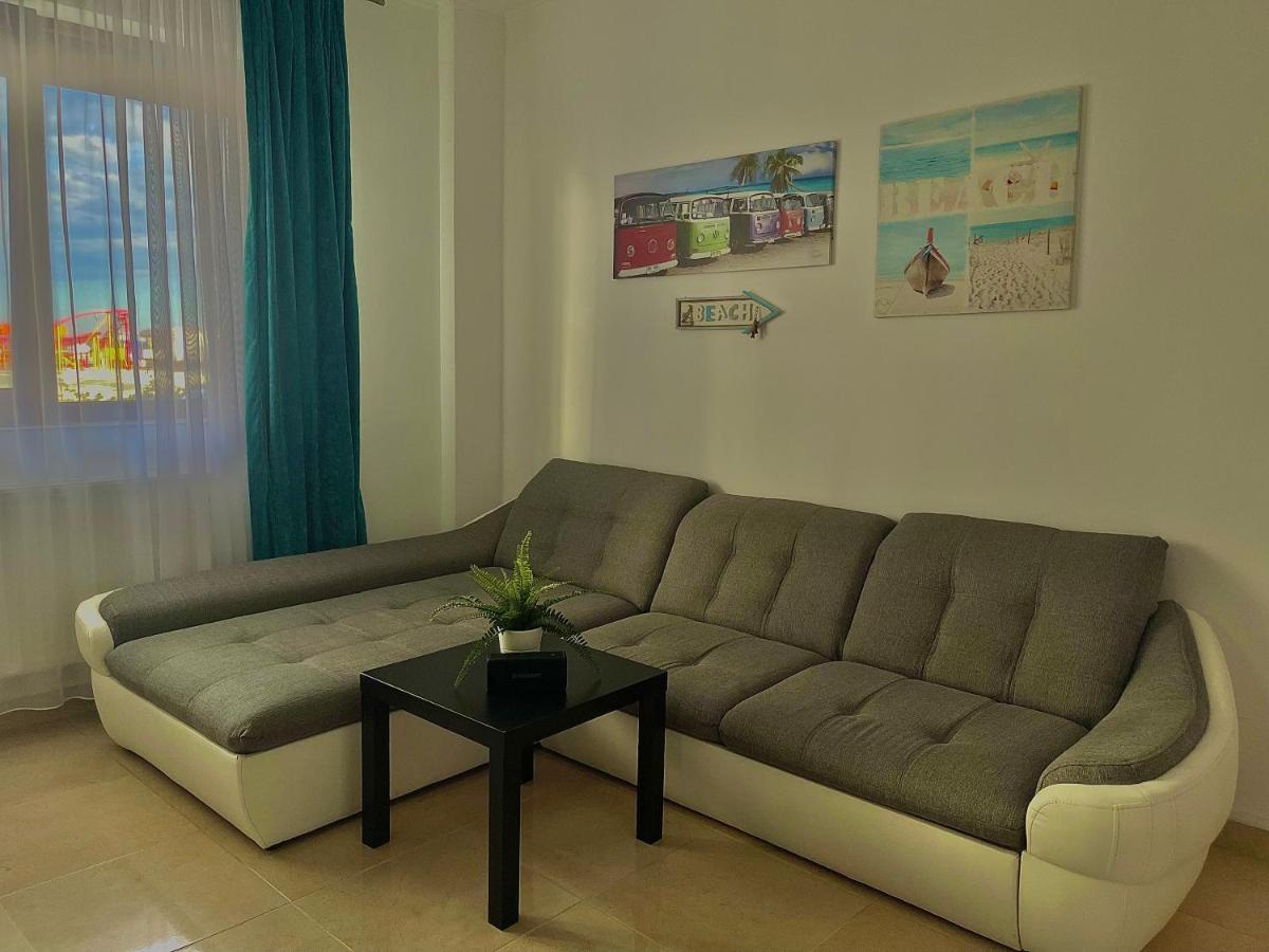 Arcadia Apartament Mamaia Nord ナボダリ エクステリア 写真